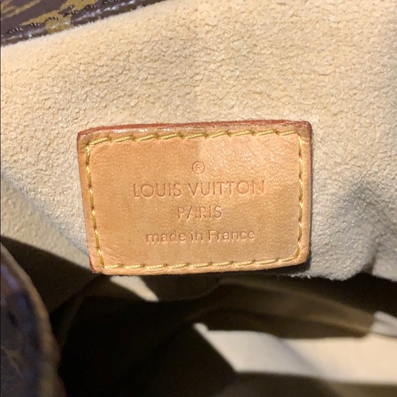 Louis Vuitton Artsy MM - Picture 5 of 5